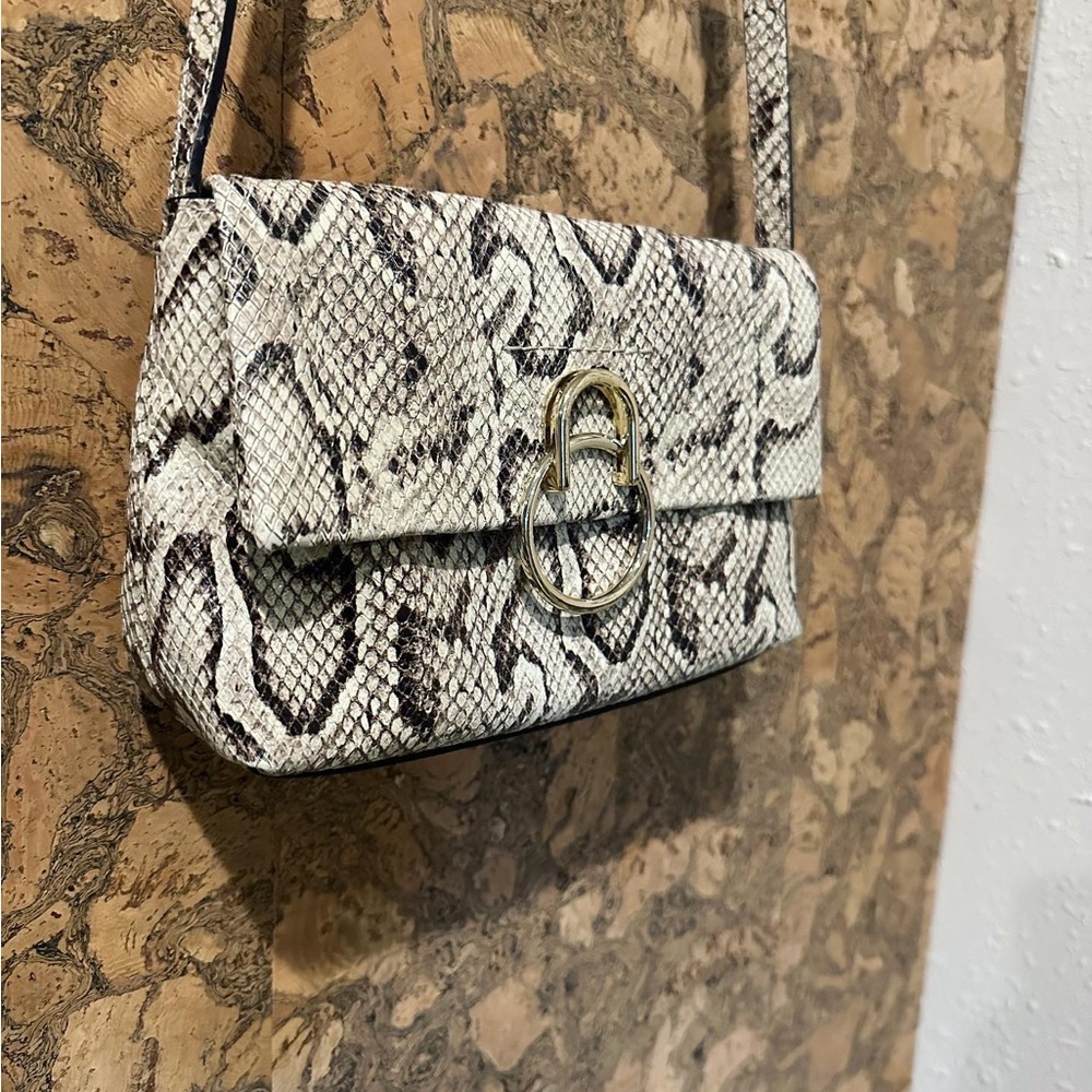Vince camuto snake skin purse